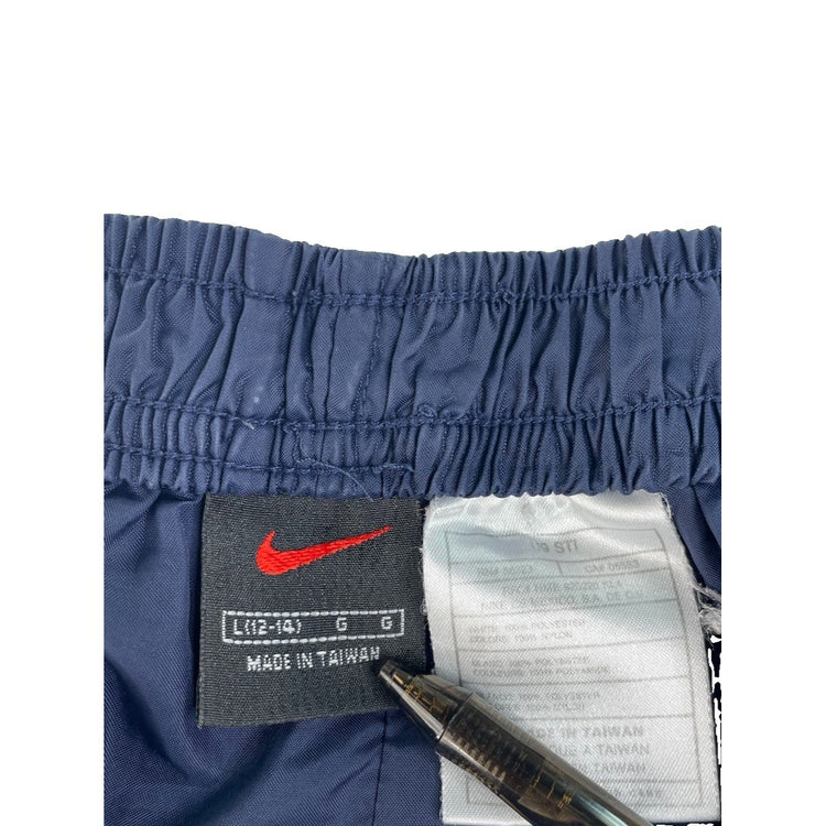 Youth/Women's Nike Navy Blue Athletic Shorts, Size L (12-14)