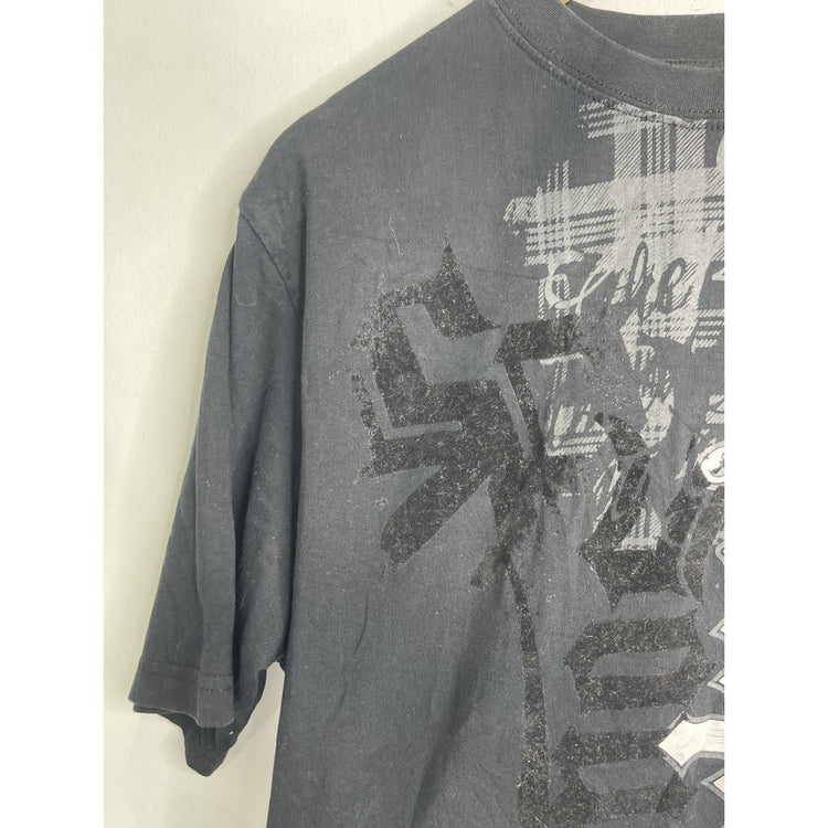 Men’s Y2K Black Southpole Graphic Short Sleeve T Shirt Sz M