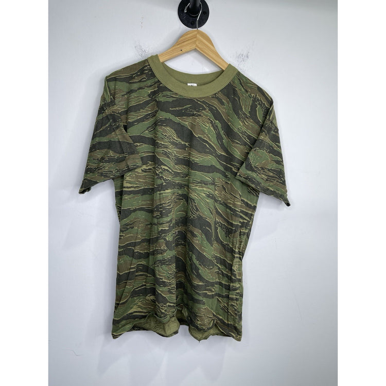 Vintage 90s Made In Usa Camo T-shirt Size 2xl