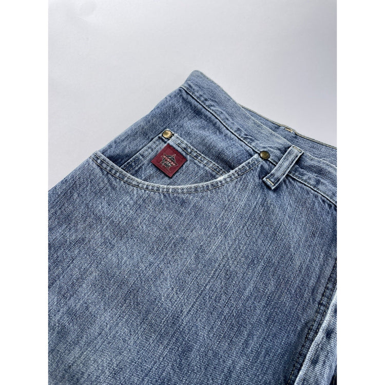 Men’s Wrangler Relaxed Straight Light Was Blue Jeans Size 36x32