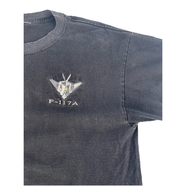 Men Vintage F-117A Nighthawk Stealth Fighter Aircraft Embroidered T-Shirt Size L