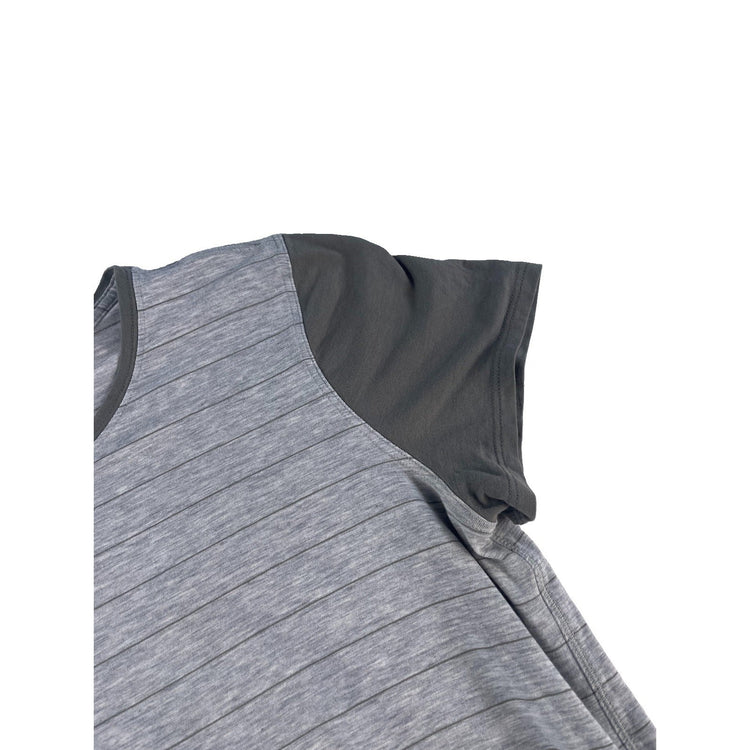 Womens Lululemon Heathered Gray Charcoal Stripe Curved Hem T-Shirt Size S/M
