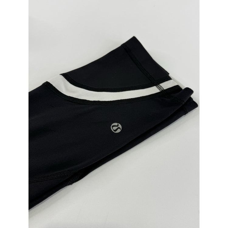 Women’s Lululemon Black Polka Dot Striped Waistband Running Capris Size 2