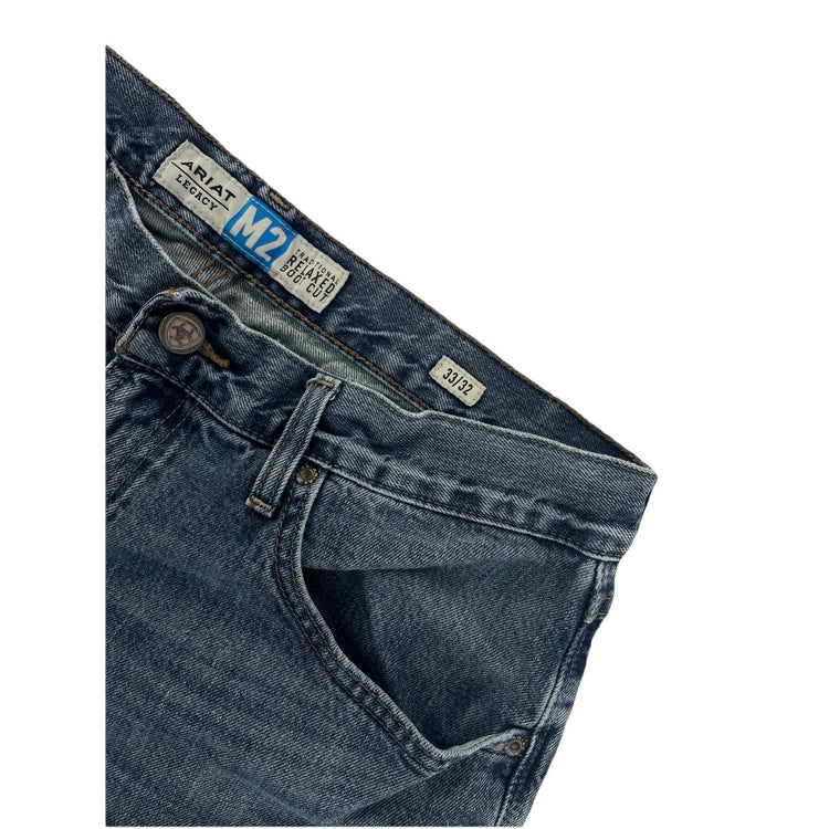 Men’s Ariat Legacy M2 Traditional Relaxed Bootcut Medium Wash Size 33x32
