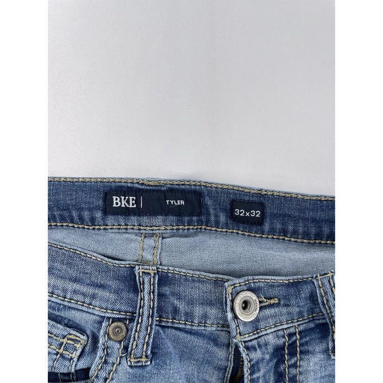 Men’s BKE Tyler Relaxed Straight Light Wash Blue Jeans Size 32x32