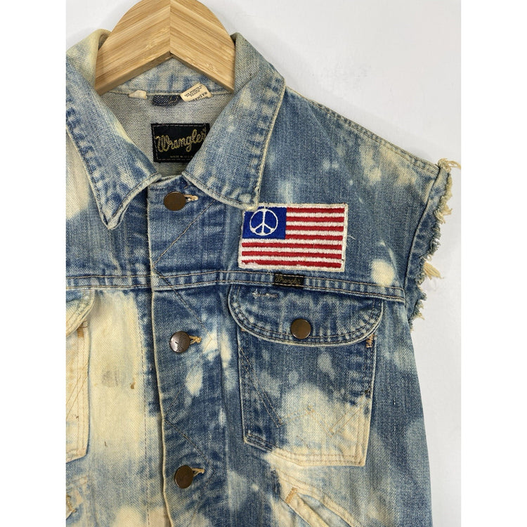 Men’s Wrangler Bleached Denim Vest Blue Slim Sleeveless Distressed Jacket Sz 40