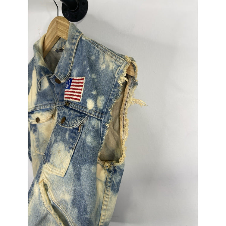 Men’s Wrangler Bleached Denim Vest Blue Slim Sleeveless Distressed Jacket Sz 40