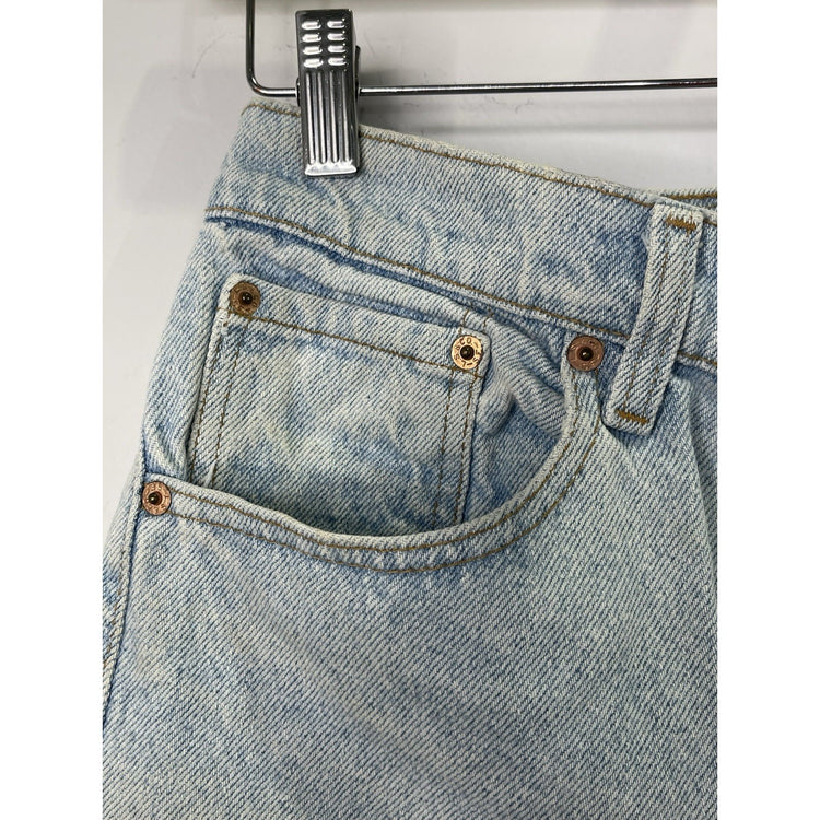 Men’s Vintage blue Lightwash denim Levi jorts Sz 32 waist