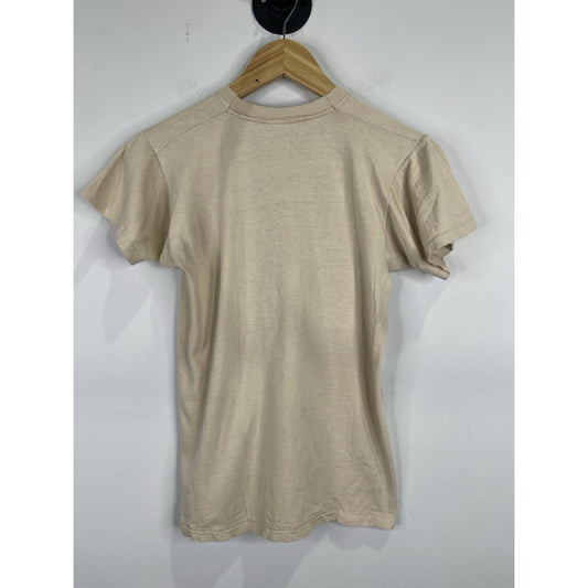 Mens Vintage Beige 1980 Willie Nelson “On The Road Again” TShirt Sz Medium 38-40