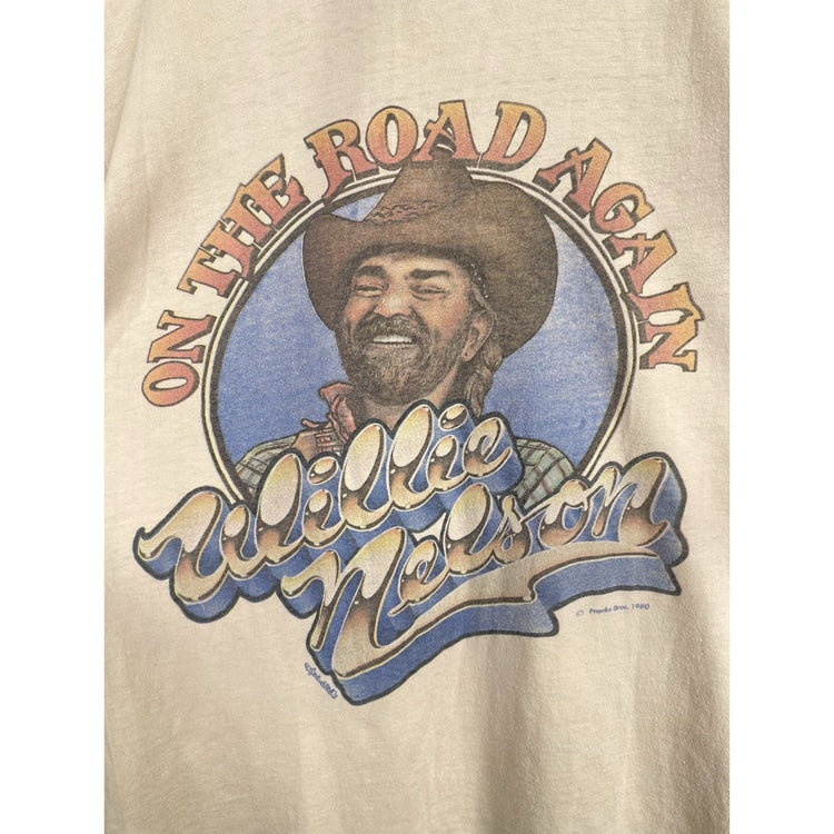 Mens Vintage Beige 1980 Willie Nelson “On The Road Again” TShirt Sz Medium 38-40