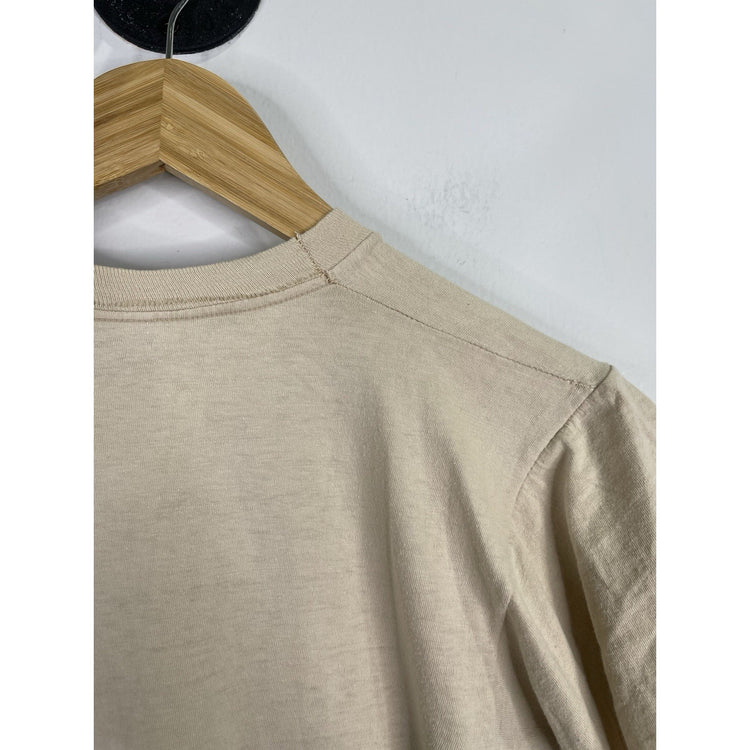 Mens Vintage Beige 1980 Willie Nelson “On The Road Again” TShirt Sz Medium 38-40