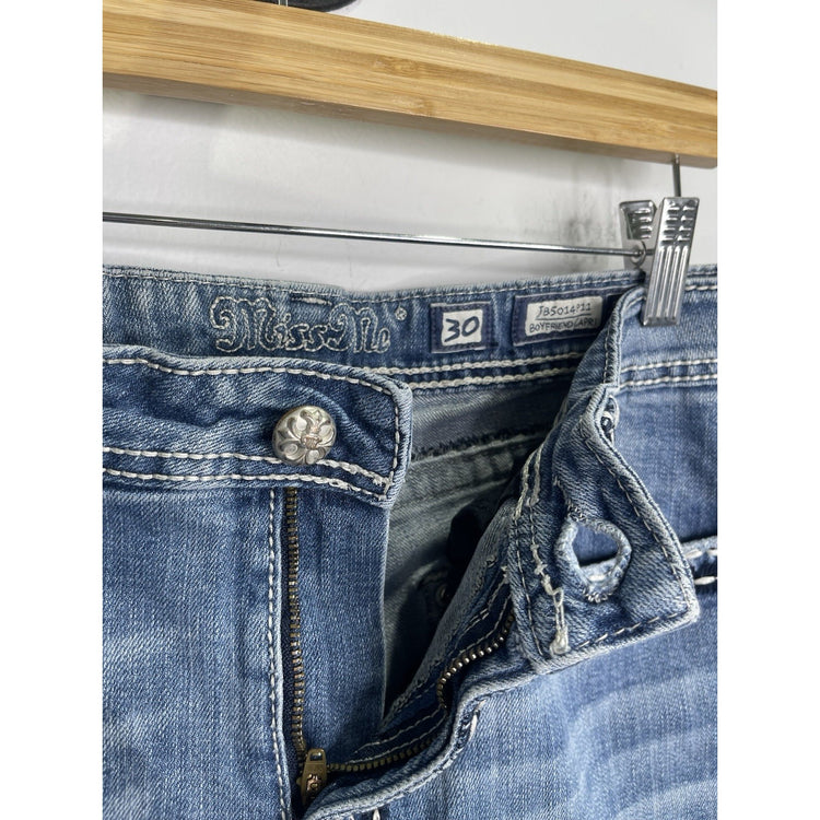 Women’s Y2K Blue Miss Me Jeans Boyfriend Capri Rhinestone Pockets 30x25