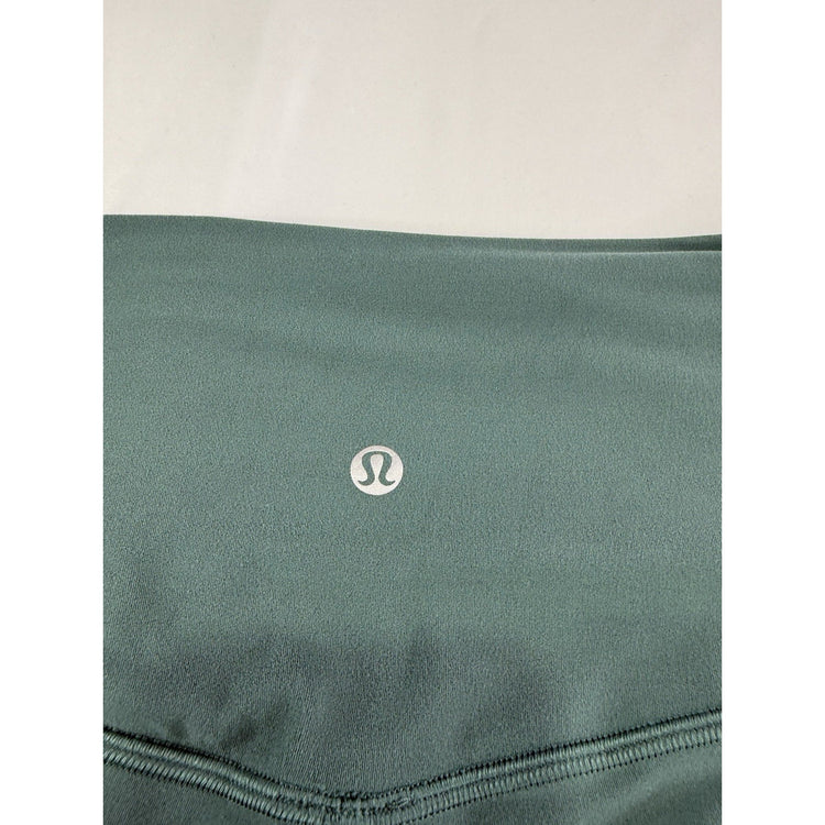 Womans Lululemon Size 6 Leggings