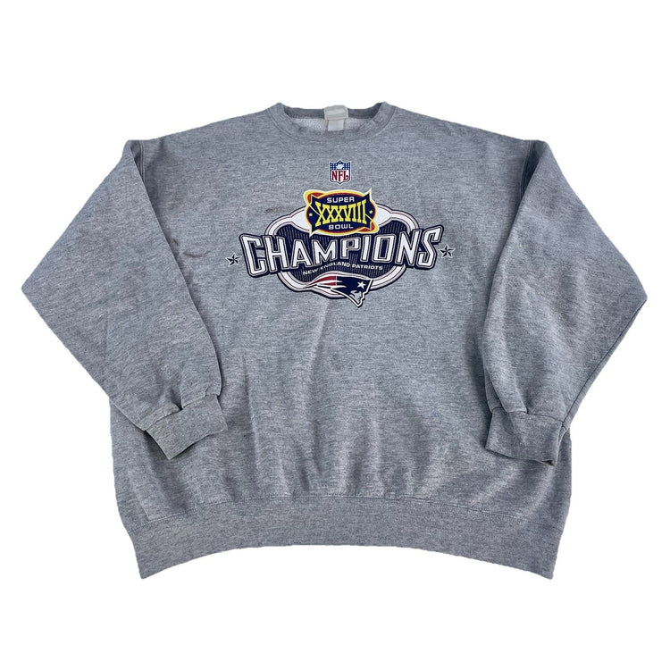 Men’s VTG 2004 NewEngland Patriots Superbowl XXXVIII CHAMPIONS Sweatshirt SizeXL