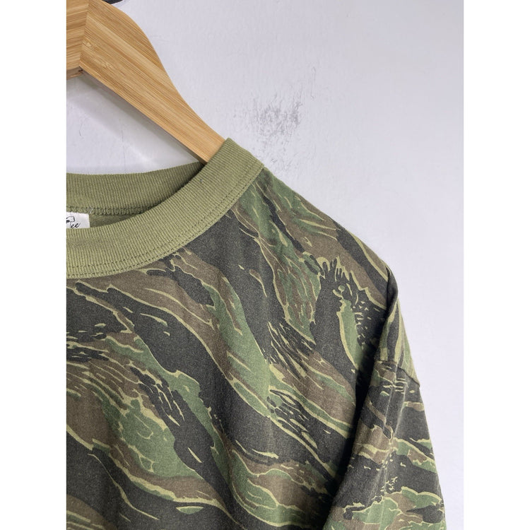 Vintage 90s Made In Usa Camo T-shirt Size 2xl