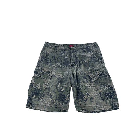 Mens Levis 469 Loose Green Camo Print Cargo Shorts Size 36X10