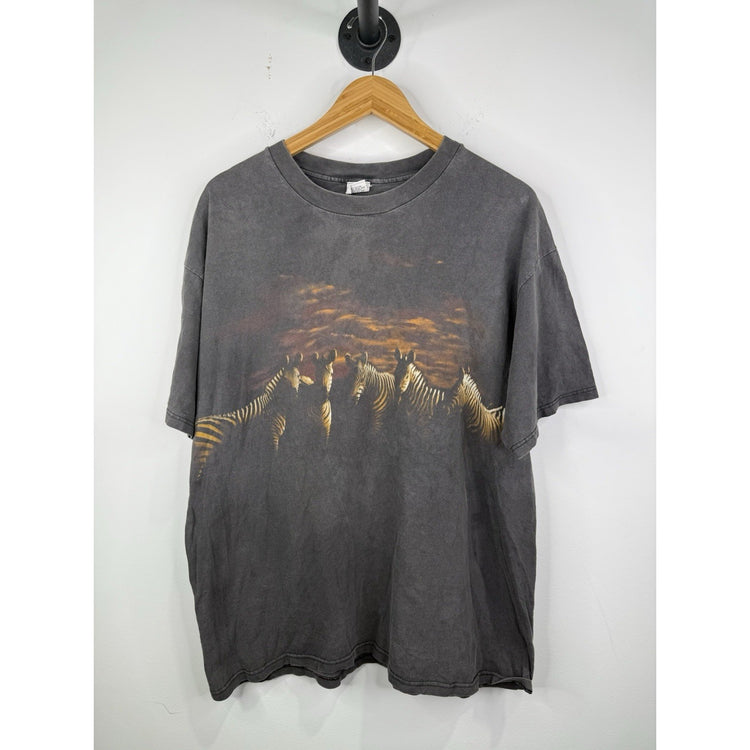 VINTAGE RAINFOREST CAFE T-SHIRT