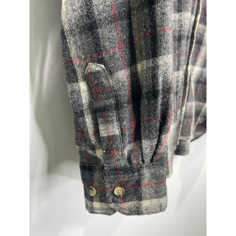 Men’s Briggs Black & Red Plaid Button Down Long Sleeve Heavy Shirt Sz L