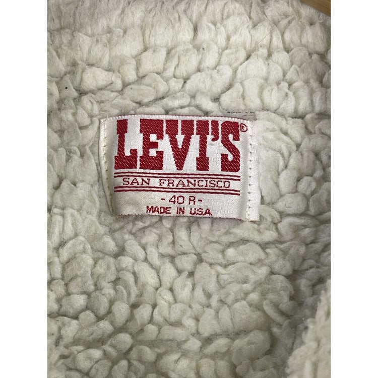 Vintage LEVI'S Sherpa Lined Denim Jean Trucker Jacket Sz 40 R San Francisco USA