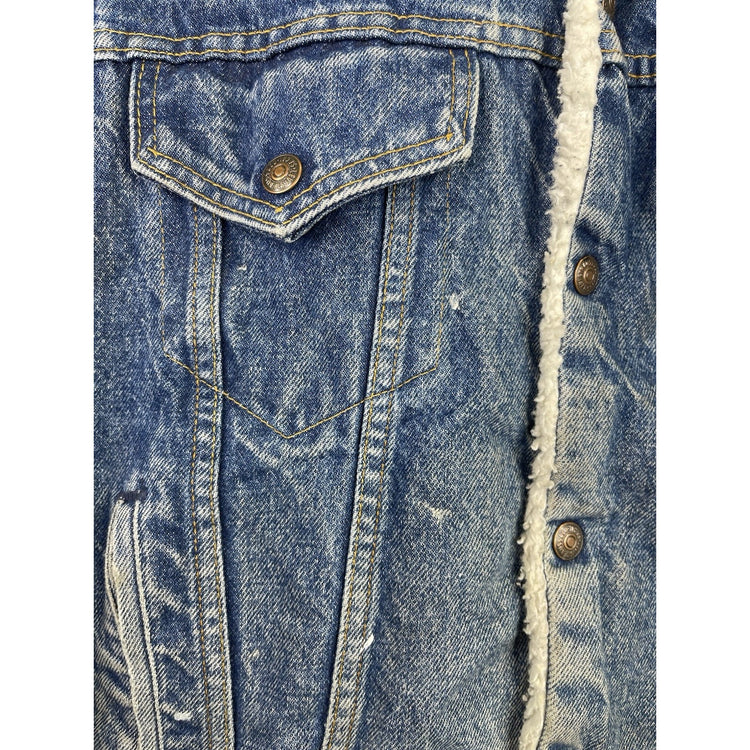 Vintage LEVI'S Sherpa Lined Denim Jean Trucker Jacket Sz 40 R San Francisco USA