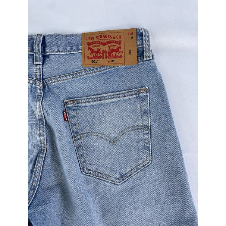 Mens Levis 501 Slim Fit  Denim Shorts Size 31