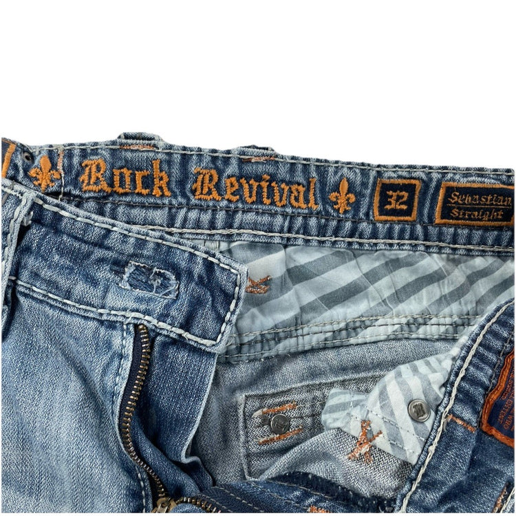 Men’s Rock Revival Buckle Straight light Wash Blue Jeans Size 32