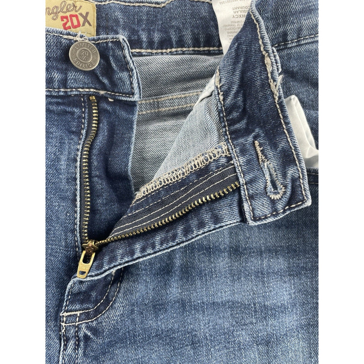Boys Vintage Wrangler 20X Regular Bootcut Medium wash Denim Jeans Size 16r