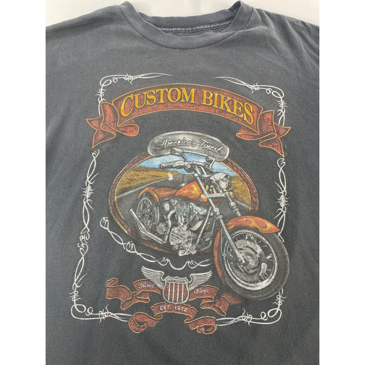 Men’s Lifestyle Classics Gray Graphic Tee Size XL