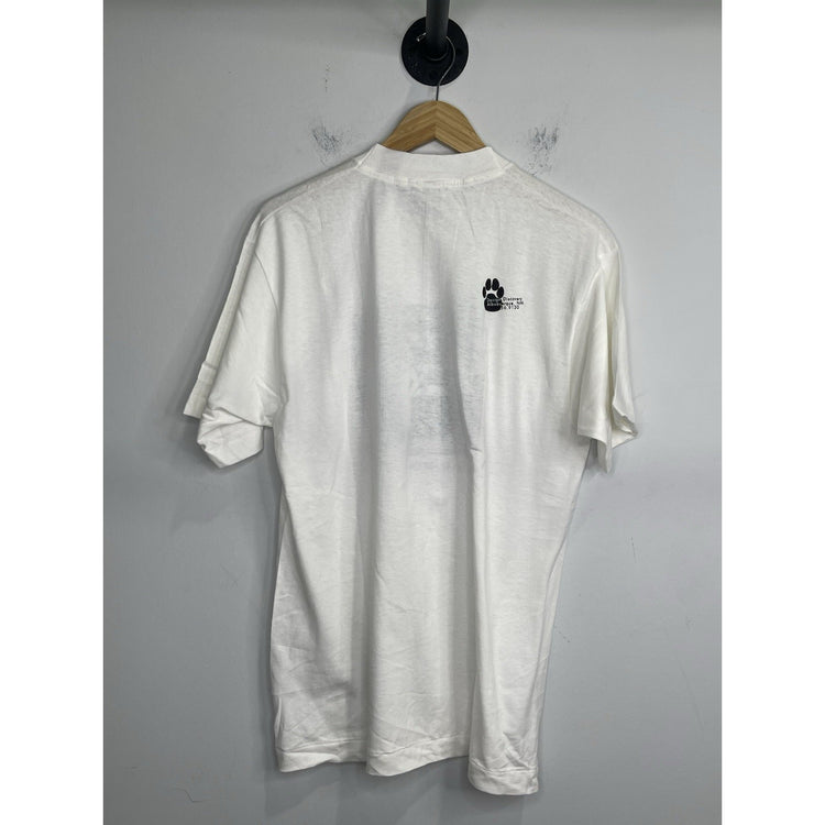 Men’s White Graphic Design Discovery Rat Race Facility T Shirt Sz L