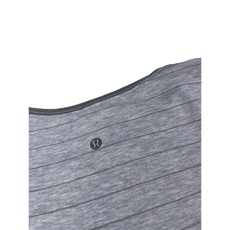 Womens Lululemon Heathered Gray Charcoal Stripe Curved Hem T-Shirt Size S/M