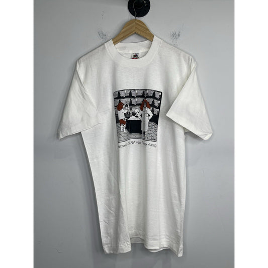 Men’s White Graphic Design Discovery Rat Race Facility T Shirt Sz L