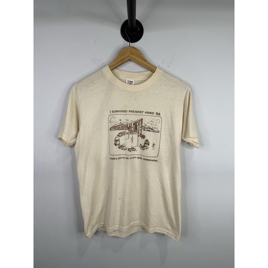 Vintage 1986 Walmart T-shirt Size M