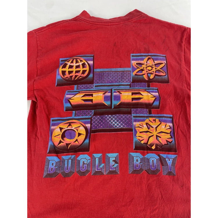 Youth Boys Bugle Boy Red Graphic T-Shirt Size Xl