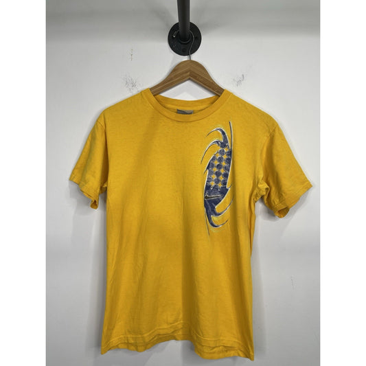 Vitnage/Y2k Young Adult Nike Yellow T-shirt Size Large (14-16)