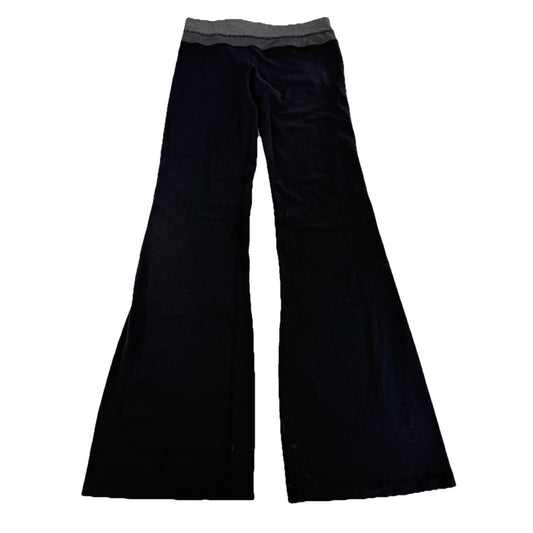 Women’s Lululemon Size 6 Flare Leggings