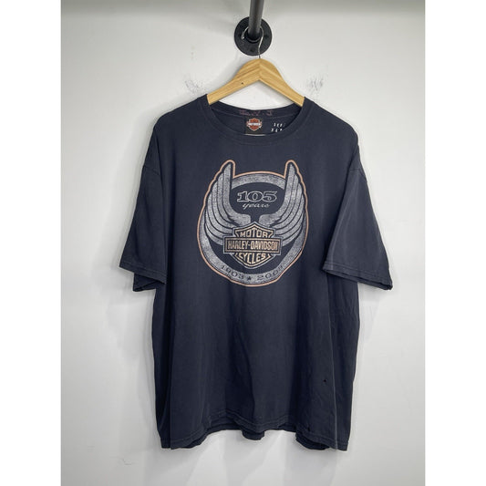 Men’s VTG Graphic Harley-Davidson T-Shirt 105th Anniversary Black 2008 Sz 2XL
