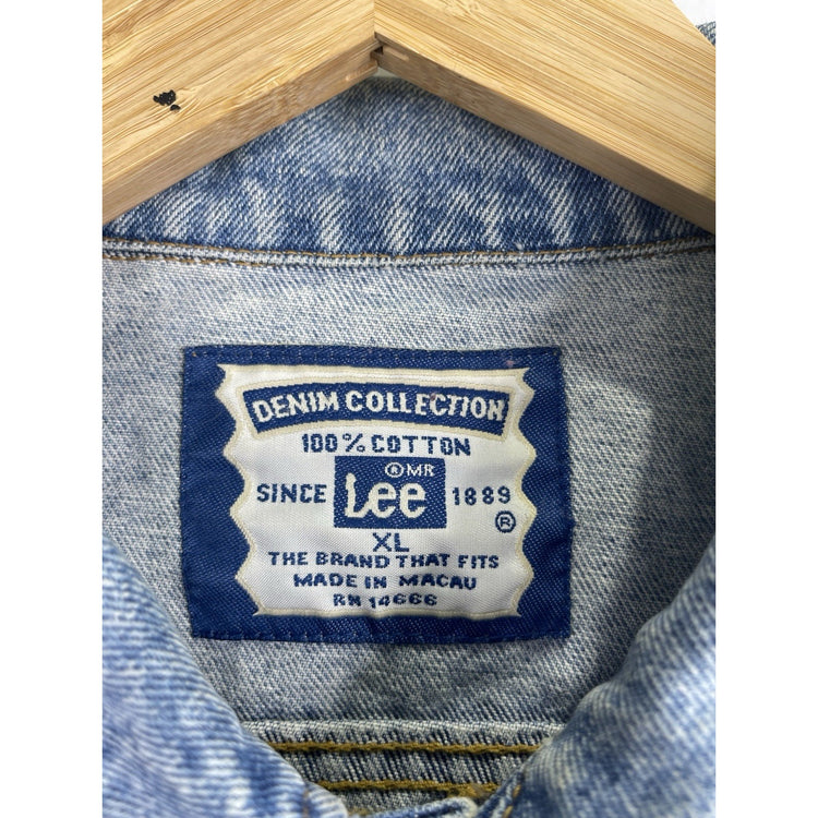 Men’s VTG Lee Blue Light Wash Denim Jean Trucker Jacket Sz XL