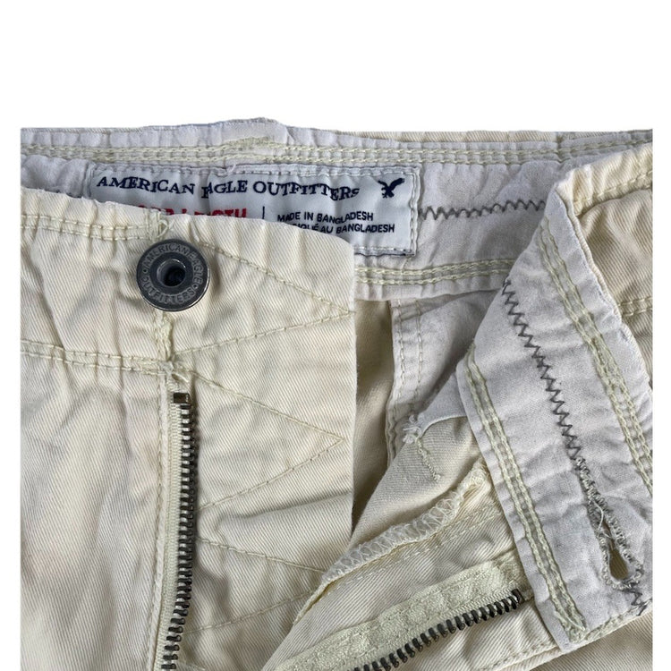 Mens American Eagle Outfitters Cream Longer Length Shorts Size 30