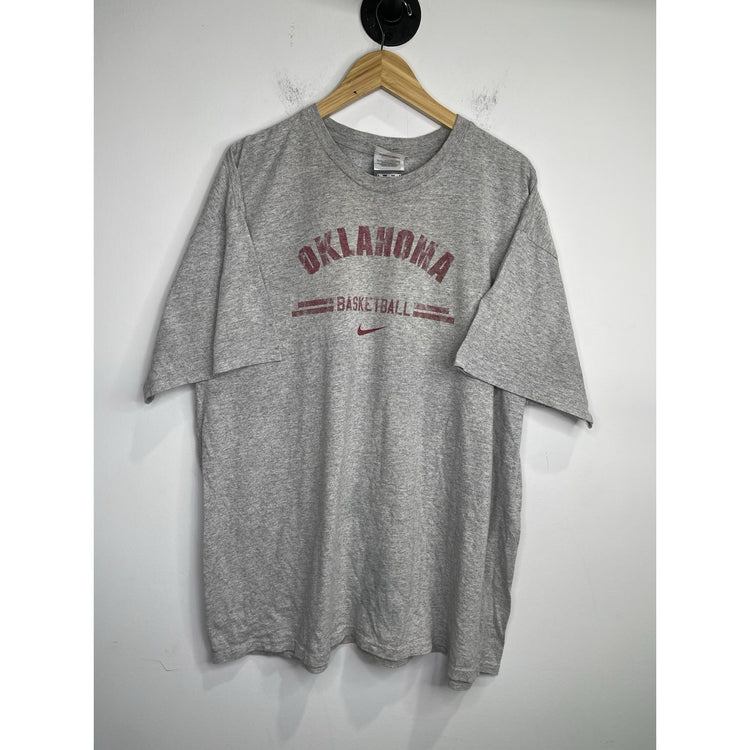 Oklahoma State Cowboys Men’s Basketball Nike Grey Short Sleeve T Shirt Sz 2XL