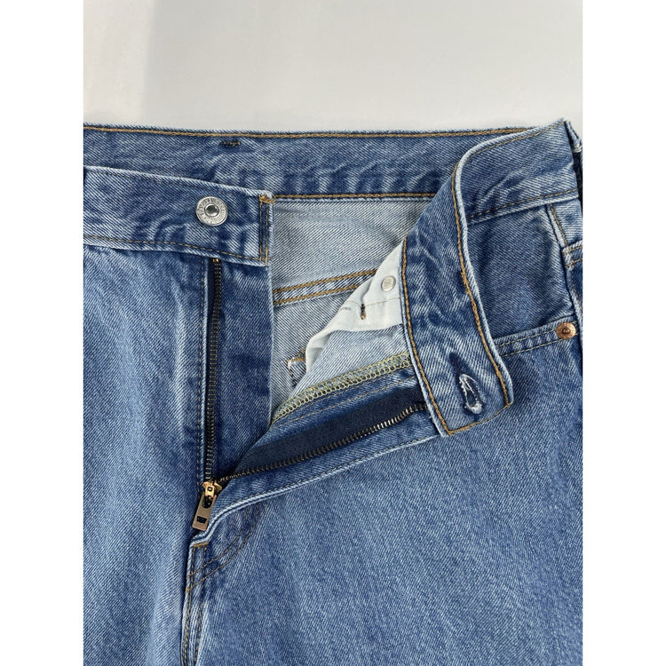 Mens Levis 469 Medium Wash Blue Baggy Relaxed Jorts Denim Shorts SIZE 30