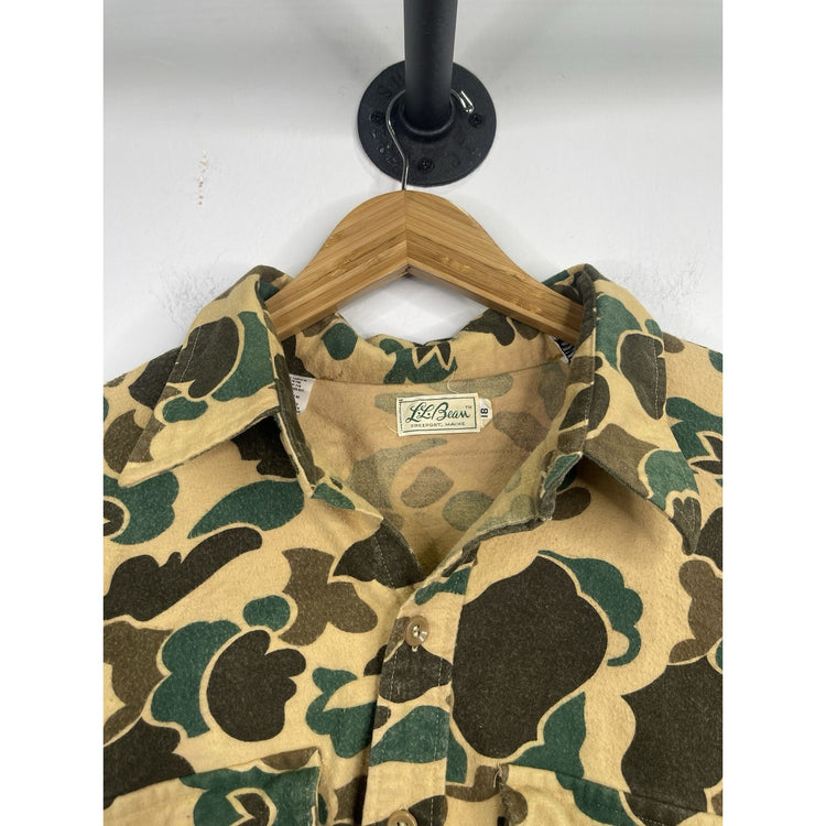 Vintage LL Bean Men Flannel Chamois Cloth Shirt Top Size 18 Camo Hunting