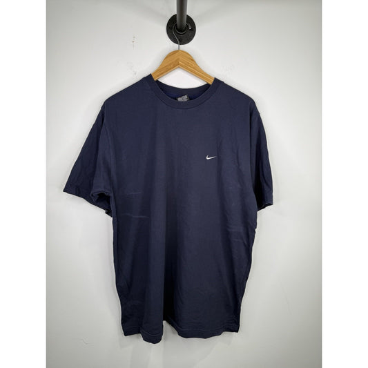 2000s Nike Navy Blue T-shirt Size L