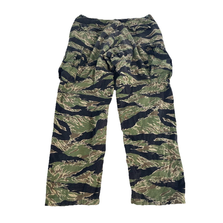 Mens Military Cargo Pants Classic Tiger Stripe Camo Pattern Size 35x29 1/2.
