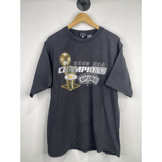 Men’s Vintage San Antonio Spurs T Shirt 2003 Championship Sz Large