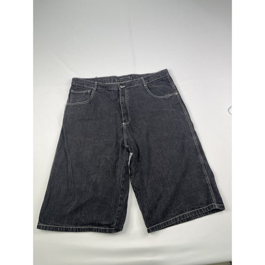 Y2K Black Dark Wash Denim Southpole Baggy Shorts 46x17