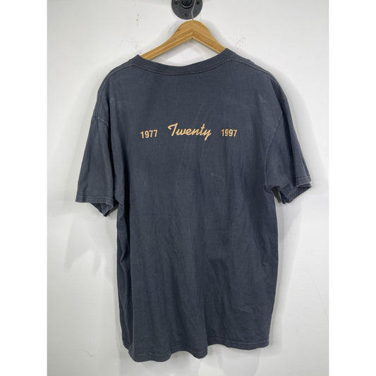 VINTAGE LYNYRD SKYNYRD 1977 - 1997 CONCERT  MEN'S T- SHIRT SIZE LARGE