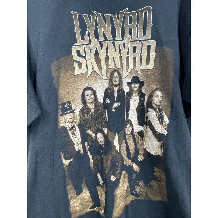 VINTAGE LYNYRD SKYNYRD 1977 - 1997 CONCERT  MEN'S T- SHIRT SIZE LARGE