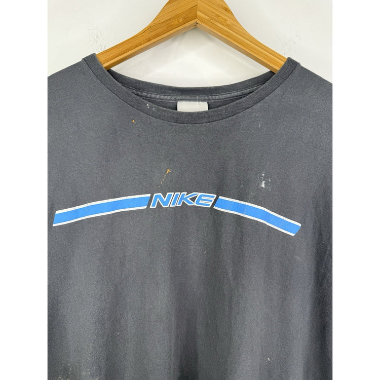 EARLY 2000’S MENS NIKE T-SHIRT