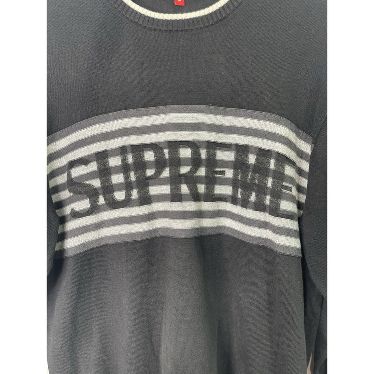 Vintage Men’s black and white Knitted Supreme sweater Sz Medium