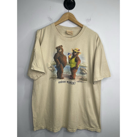 Men’s Vintage The Mountain Kodiak Moment Graphic T Shirt Alaska Beige Sz Large
